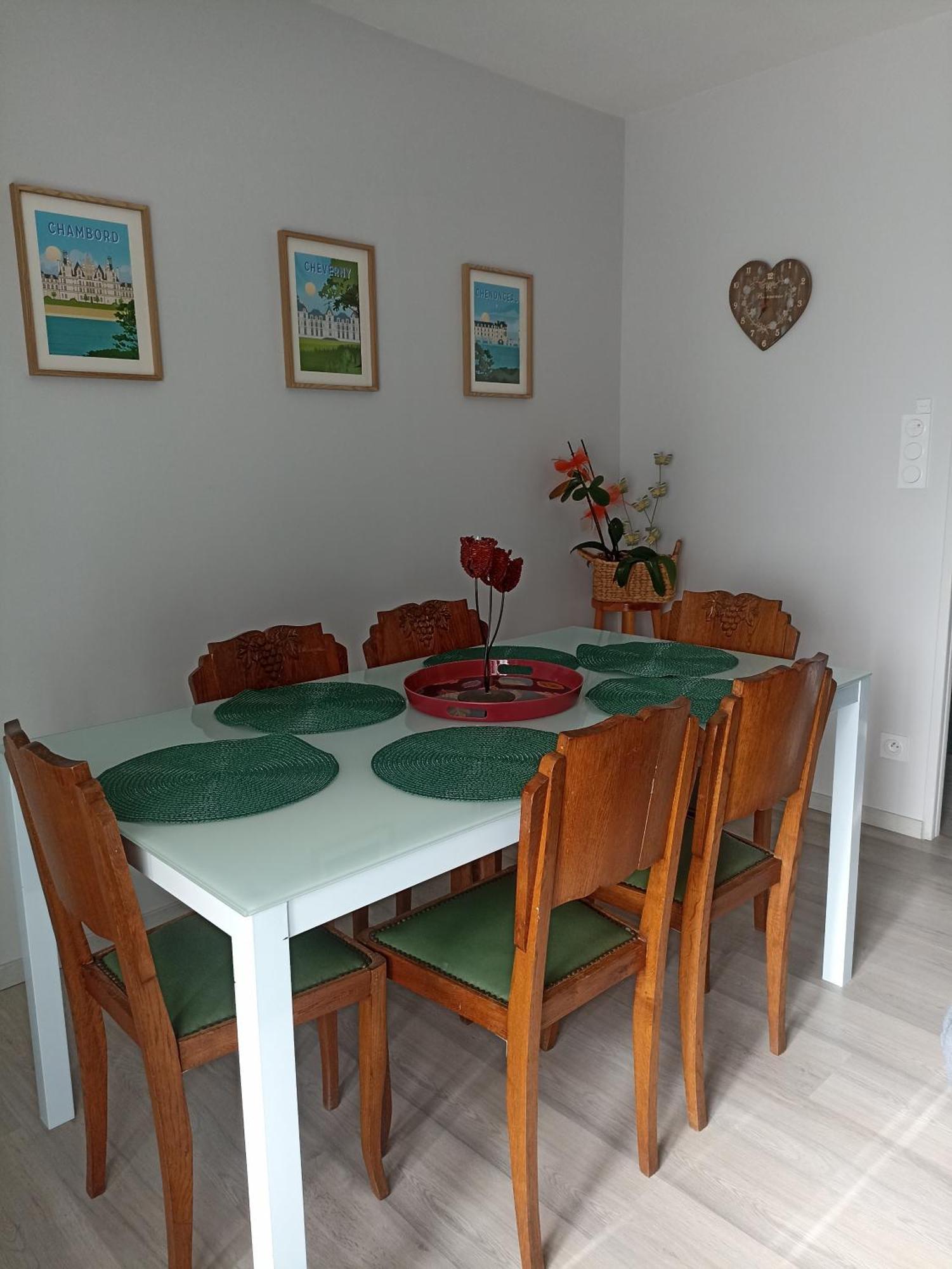 Holiday home Entre 2 Chateaux Onzain